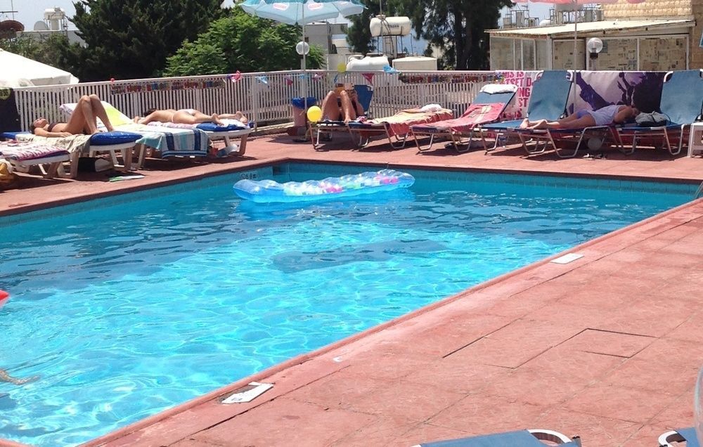 Efi Hotel Apts Ayia Napa Ngoại thất bức ảnh