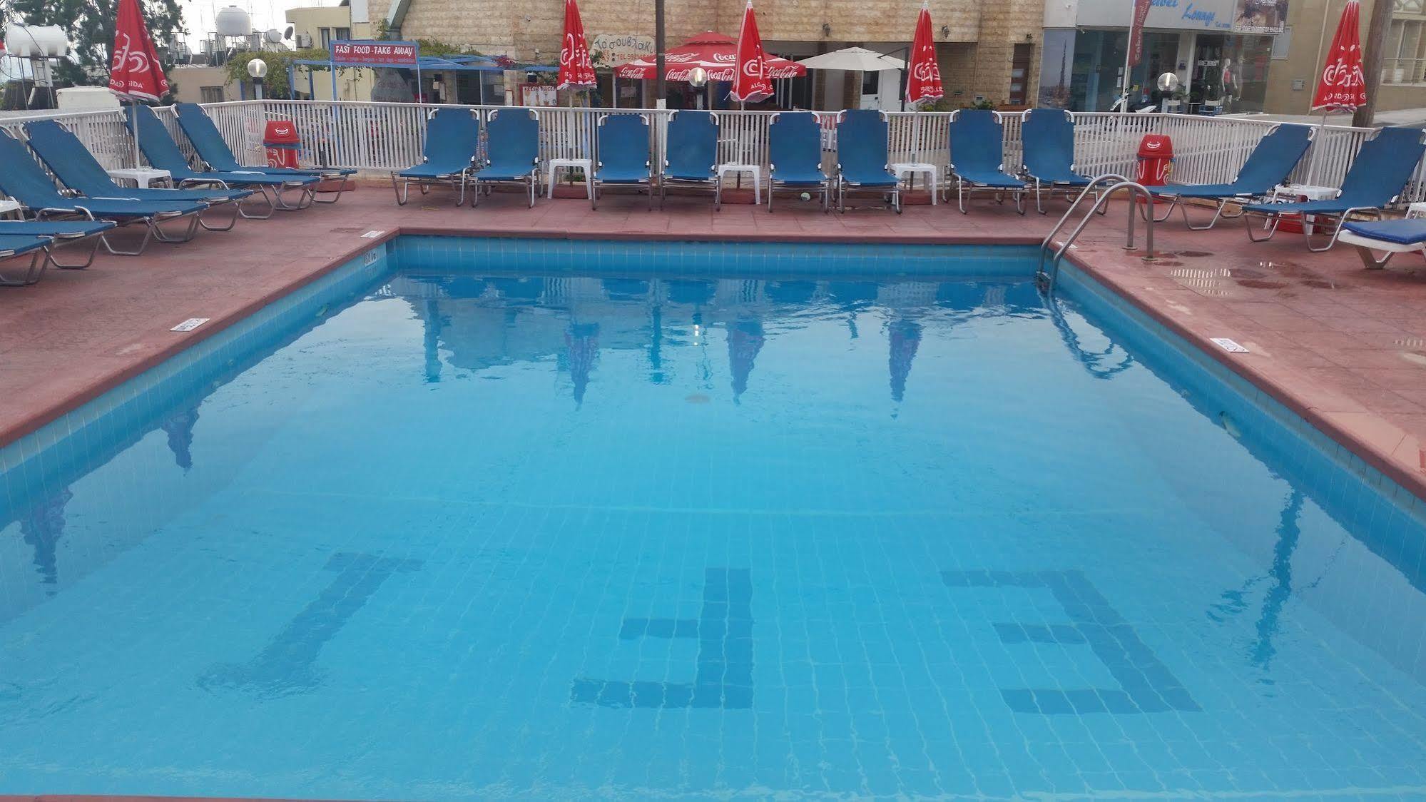Efi Hotel Apts Ayia Napa Ngoại thất bức ảnh